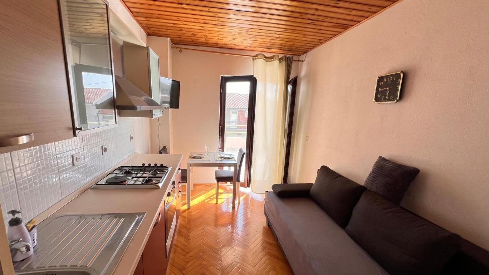 Apartment Kuba Makarska Exterior photo